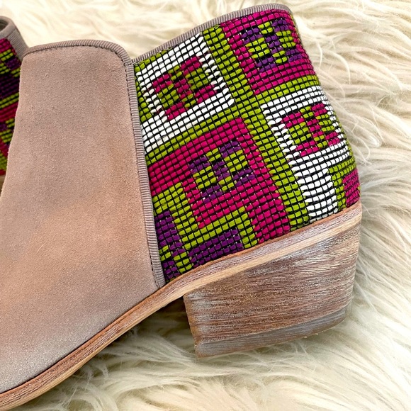 Sam Edelman Putnam Embroidered Leather Ankle Boots (7M) - Picture 8 of 16